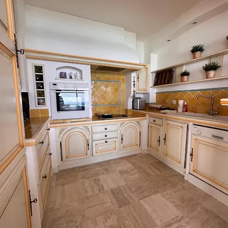 דירה Premium Sea Front *