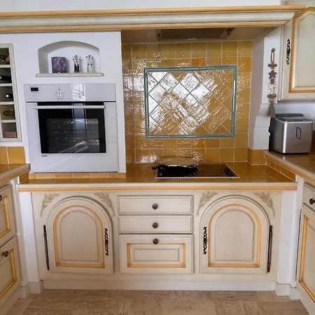 Premium Sea Front לה לבאנדו