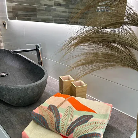 Premium Sea Front לה לבאנדו