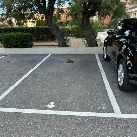 דירה Premium Sea Front לה לבאנדו