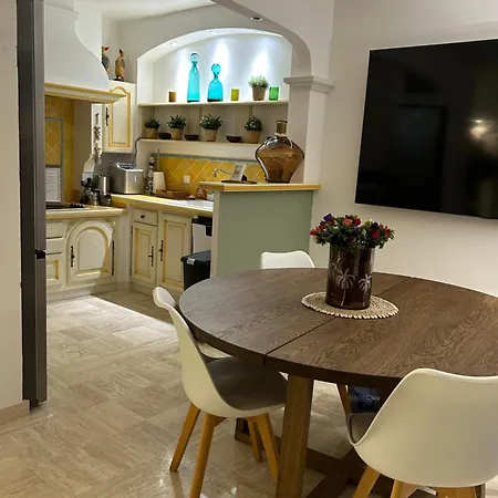 Premium Sea Front Apartment *