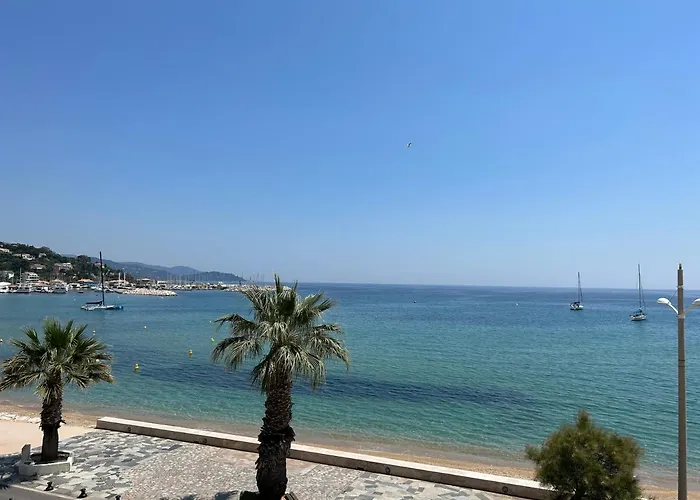 Апартаменти Premium Sea Front *