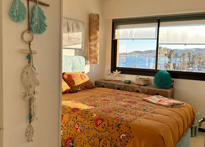 Premium Sea Front Апартаменти Ле-Лаванду