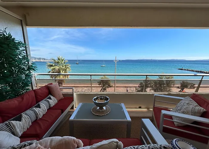 Premium Sea Front Апартаменти Ле-Лаванду