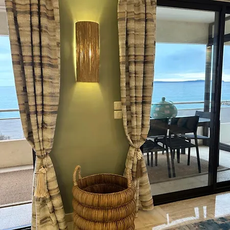Premium Sea Front Ле-Лаванду